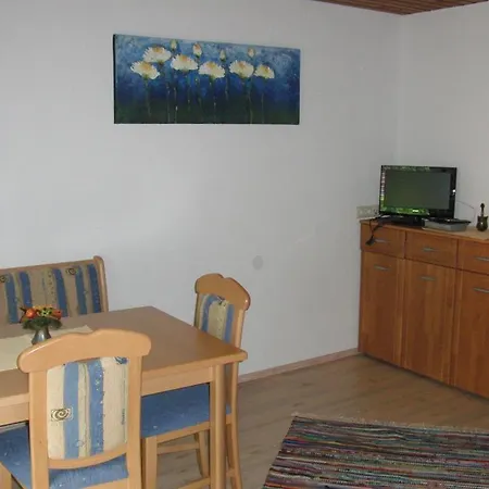 Haus Laerchenhof Farm stay Holzgau