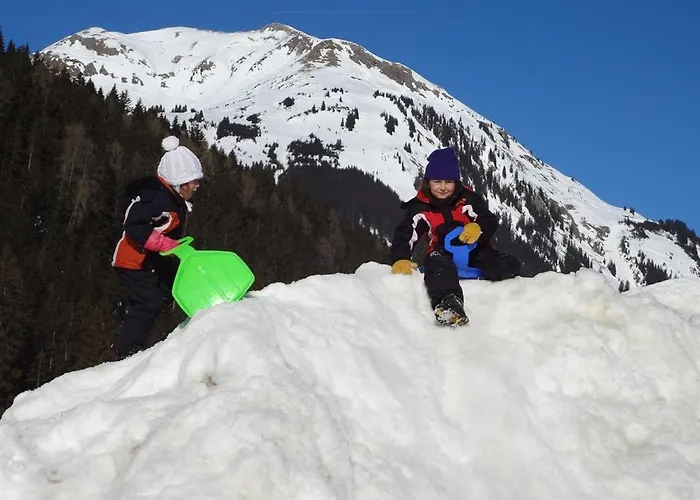 Κατάλυμα σε φάρμα Haus Laerchenhof Holzgau