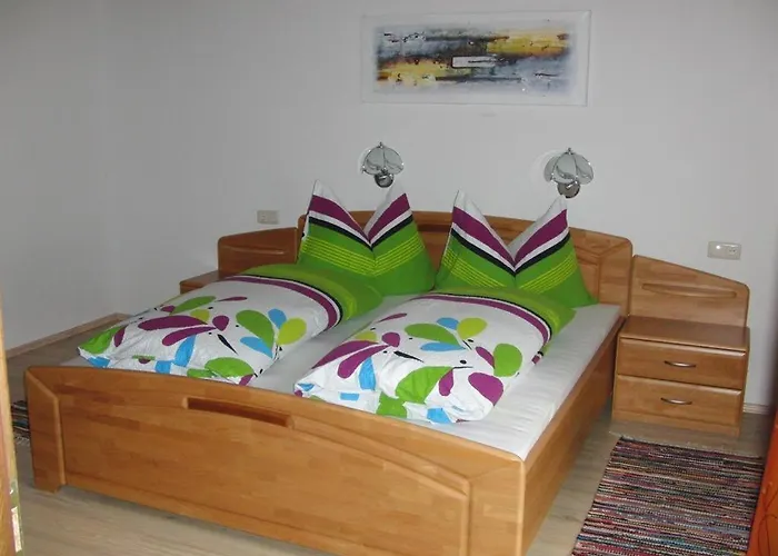 Haus Laerchenhof Κατάλυμα σε φάρμα Holzgau